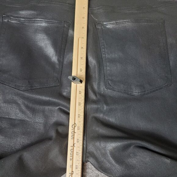 Good American Women's Coated Black Jeans Size 22×29 Skinny Ankle Leg New - Picture 8 of 14